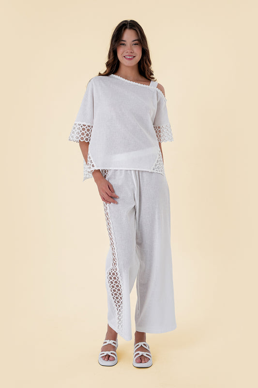 Natural Cotton Fabric One Shoulder Strap Lace Patterned Pants Set